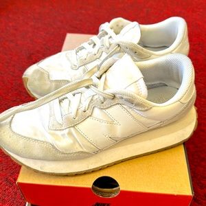 New balance 237